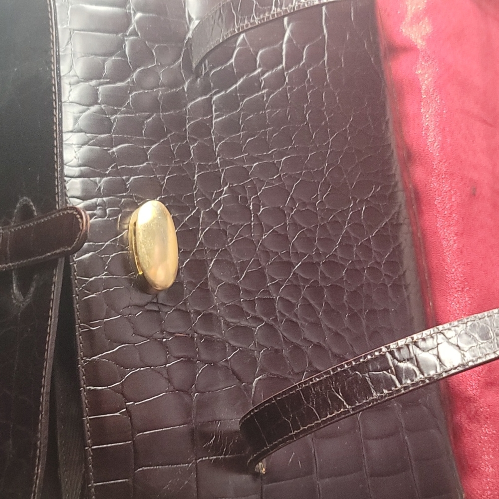 Handbag - Picture 3 of 4